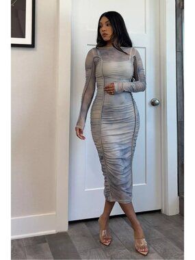 cotton annabel maxi dress BELL by Alicia Bell Shirt Size:XXL SS26Main1 JOIE Blue & White looks very chic worn